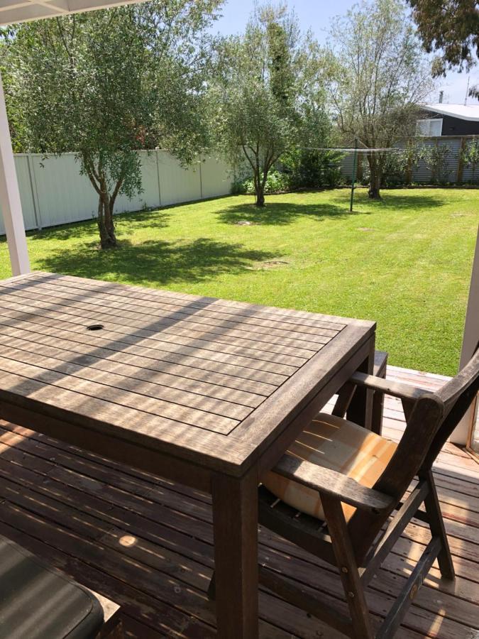 La Rocque Cottage Martinborough Exterior photo